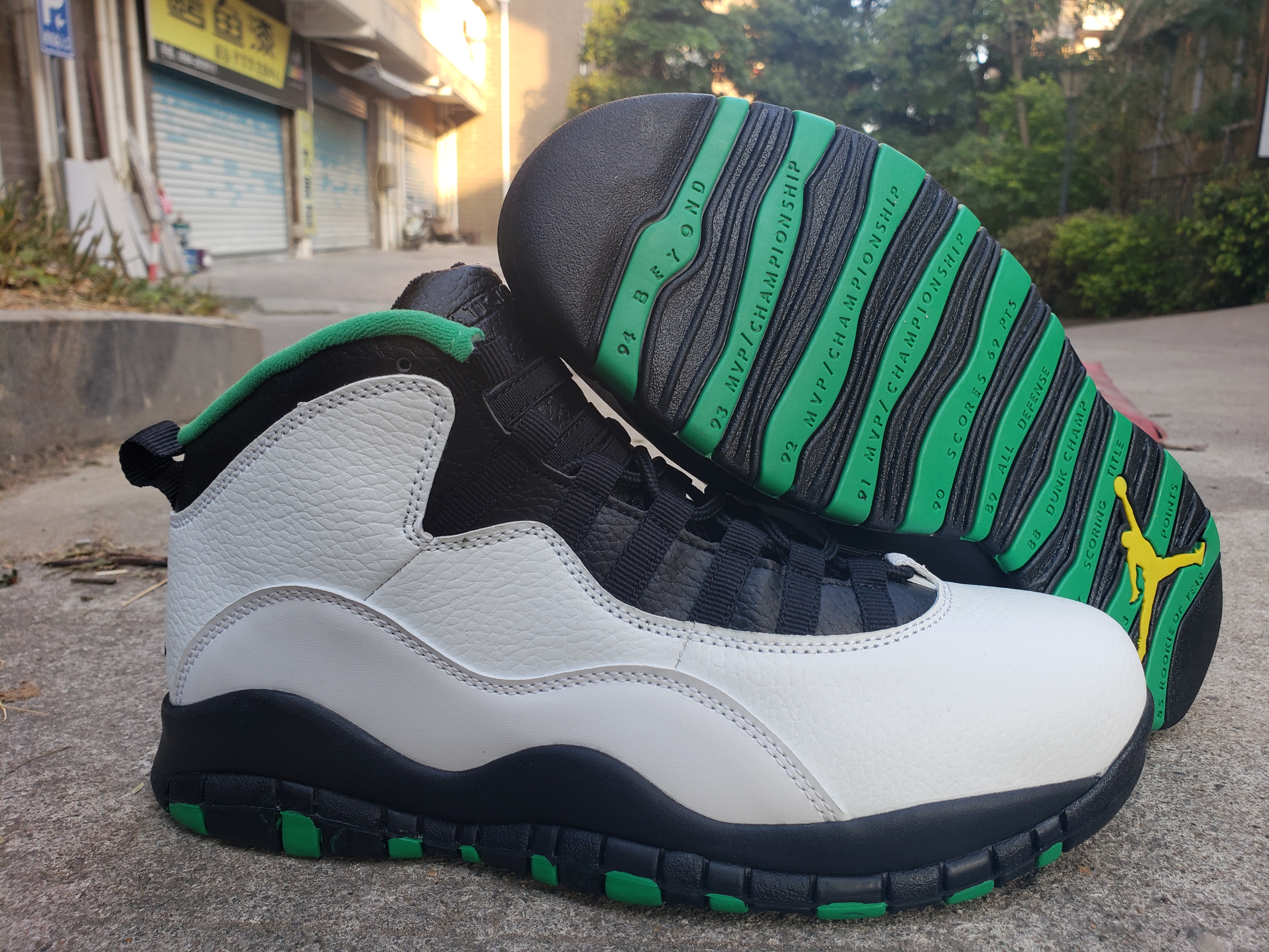 New Jordan 10 Retro White Black Green